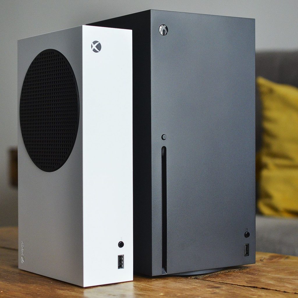 xbox series s and sreis x size